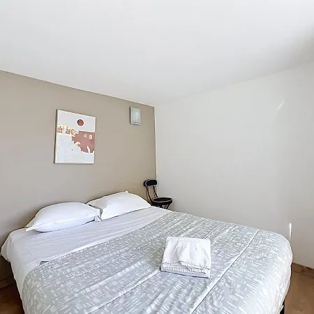 La Grande Maison Daubiere 28 Pers 4 Separe *