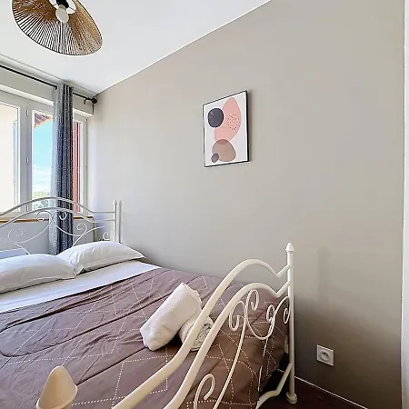 La Grande Maison Daubiere 28 Pers 4 Separe
