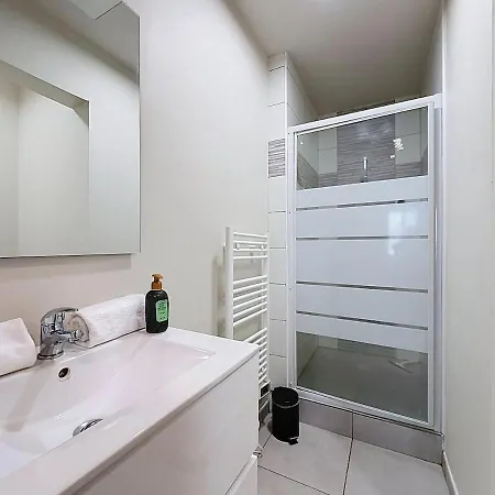 La Grande Maison Daubiere 28 Pers 4 Separe Apartment *