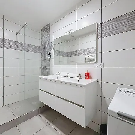 La Grande Maison Daubiere 28 Pers 4 Separe Apartment *